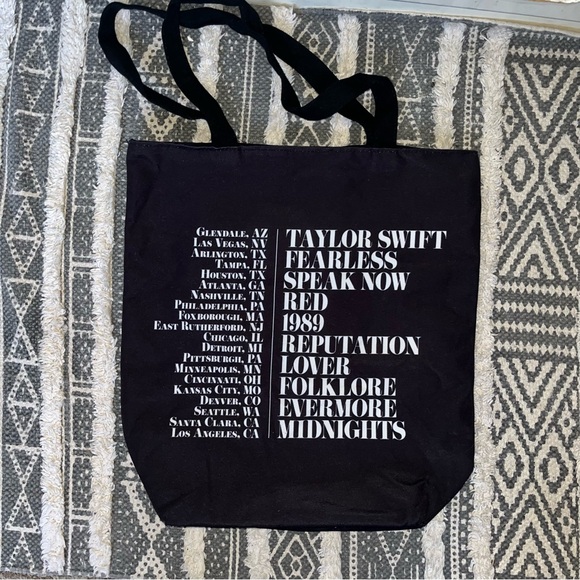 Taylor swift Eras tour tote bag official merchandise - Picture 2 of 2